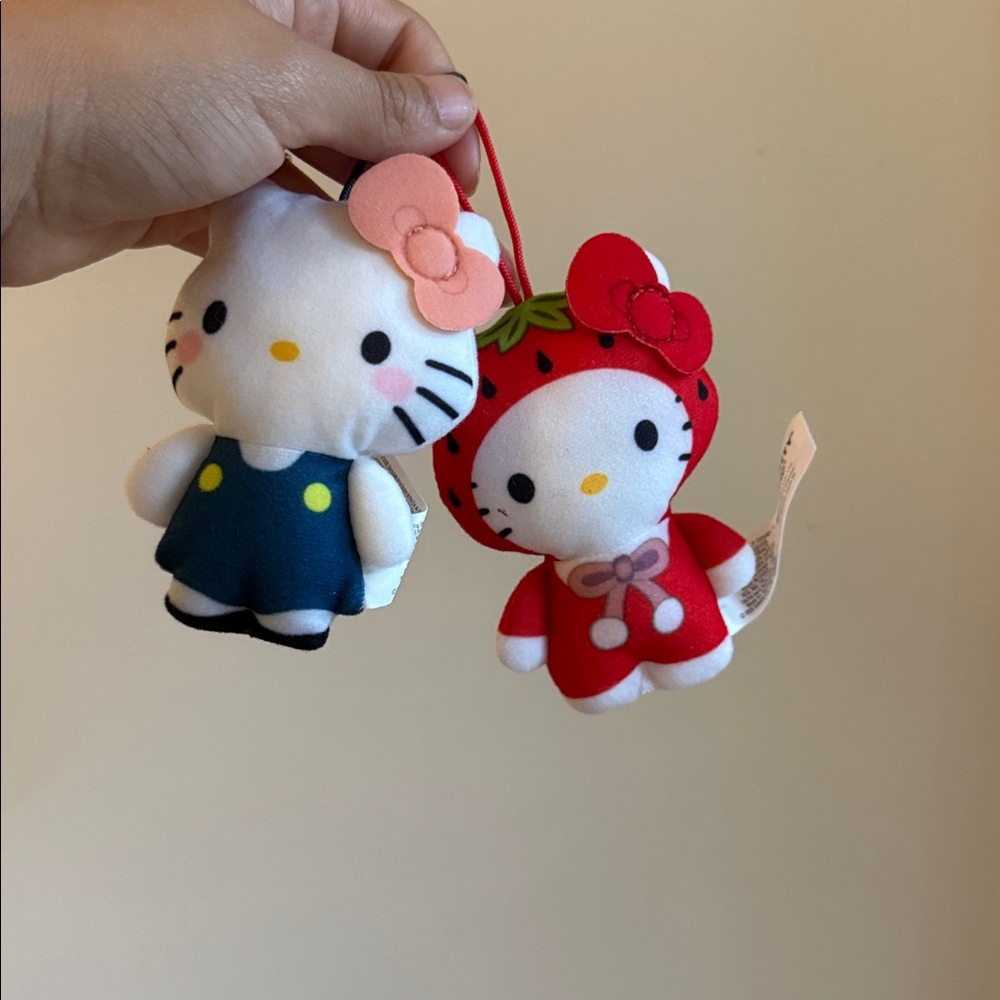 Hello Kitty McDonalds Charms